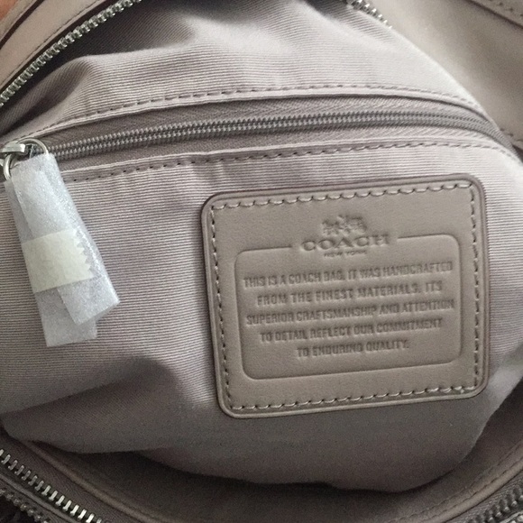 Never Used leather Coach tote w/detachable strap - Picture 7 of 8